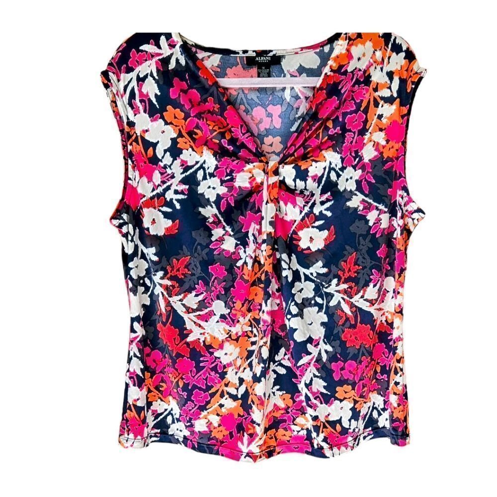 ALFANI 1X multi-color twist knot Sleeveless Summer Top